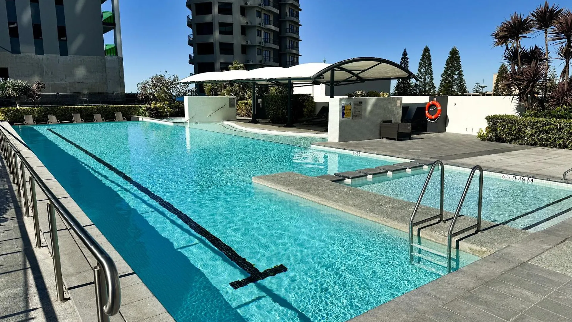 Tower 1 Oracle 16th Floor Stunning Views Apartment