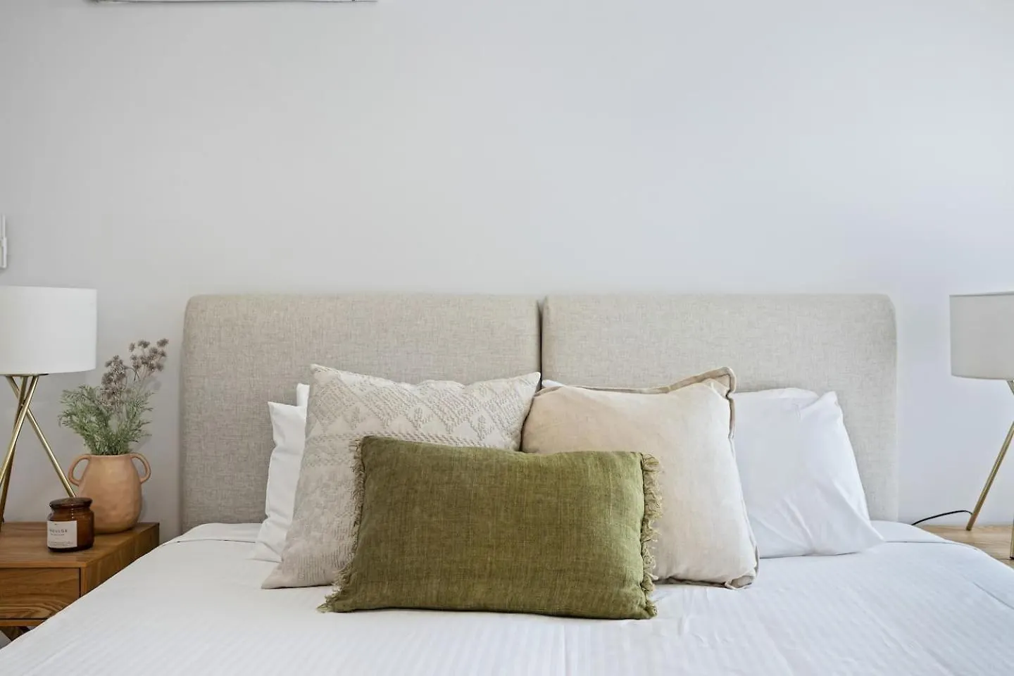 Ocean's 14th - Beachfront Resort-style Living * Gold Coast