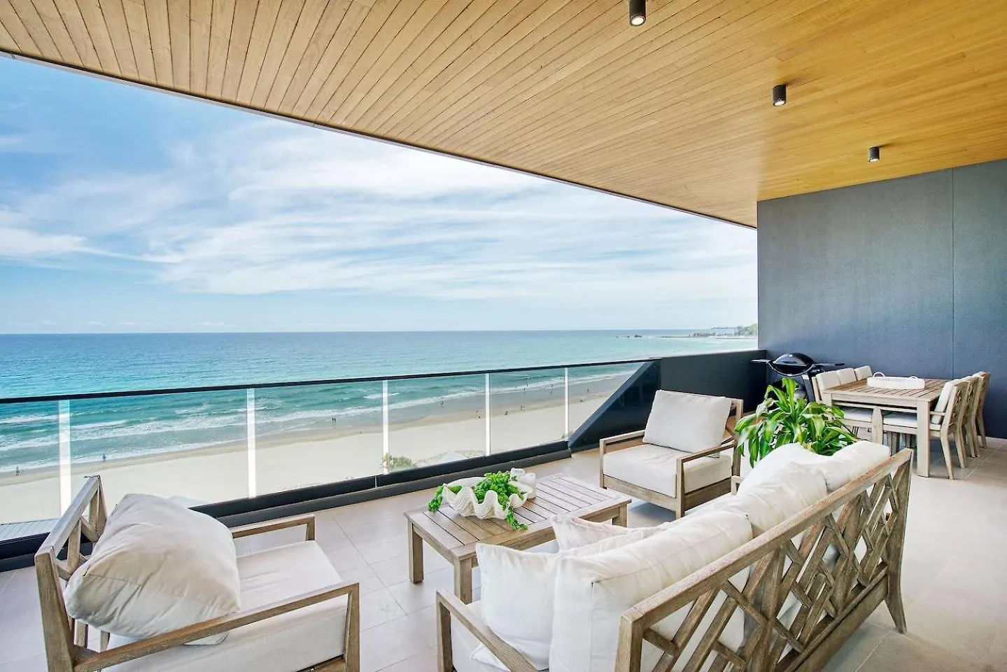 Апартаменты Sable Penthouse At Palm Beach's Waterfront Голд-Кост