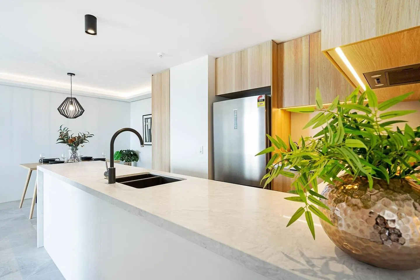 Paradise Bound - And Modern At Surfers 公寓 黄金海岸