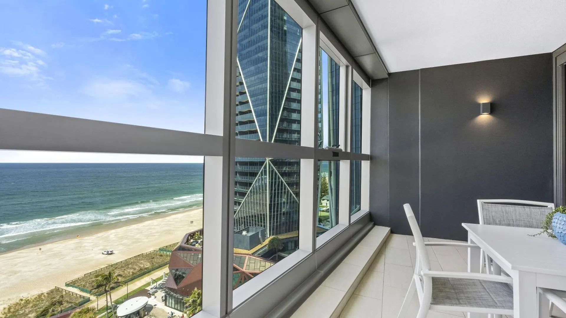 1 Bedroom Ocean View Luxury Unit - Q Appartement *