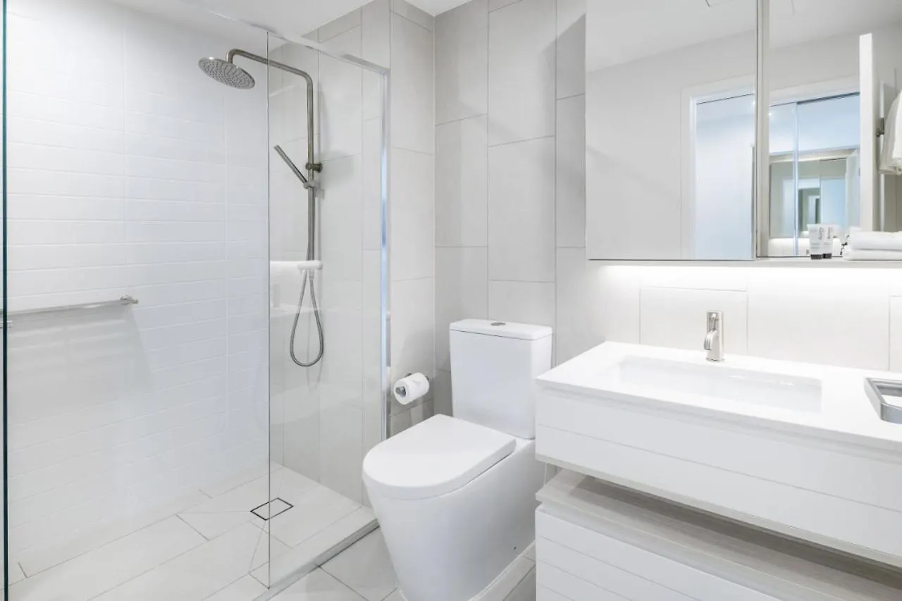The Signature - Brand New Ocean View 2br Unit With Parking Infinity Pool Apartment