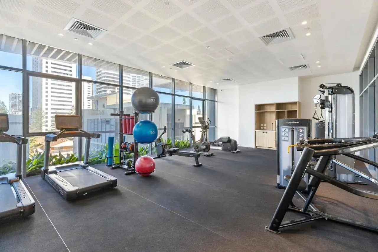 The Signature - Brand New Ocean View 2br Unit With Parking Infinity Pool * Gold Coast