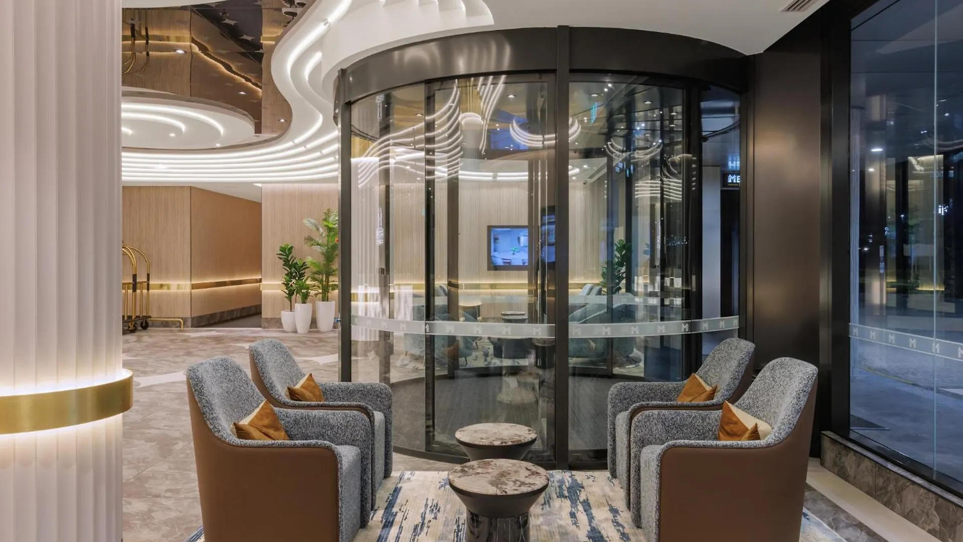 Meriton Broadbeach