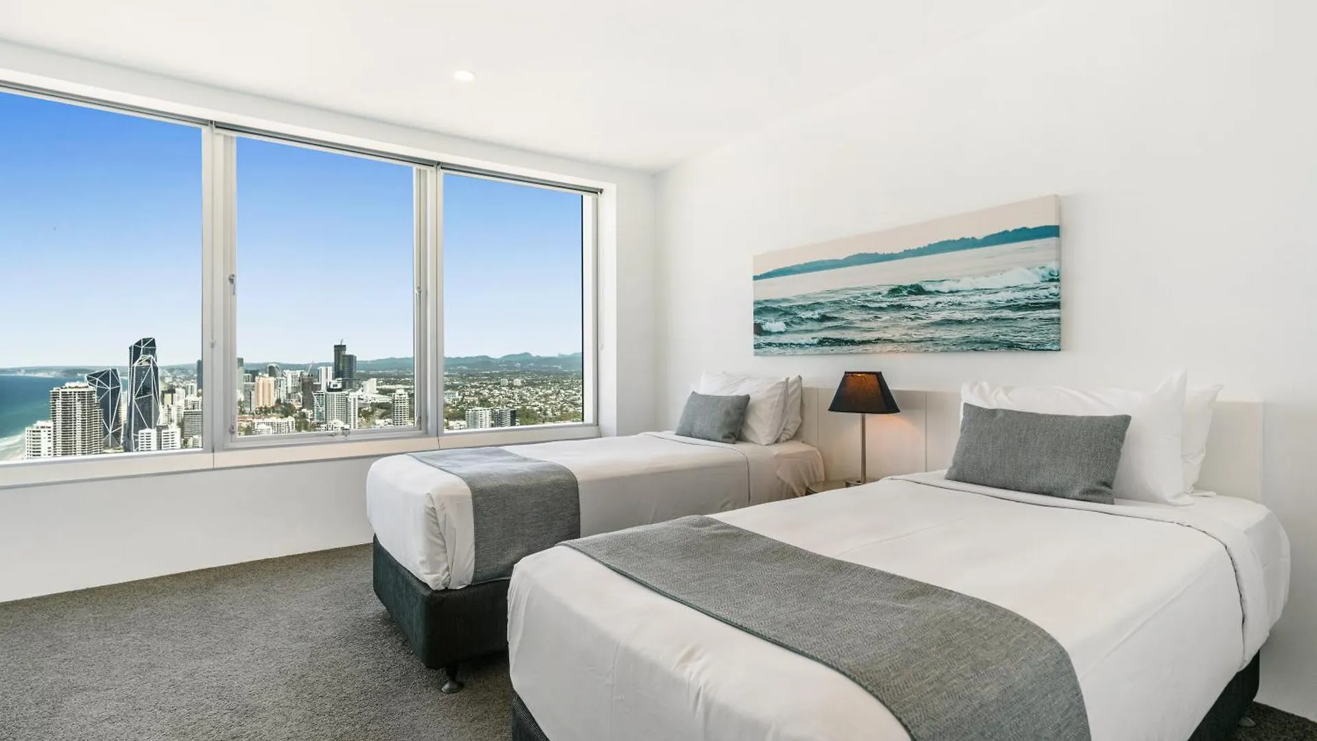 Resort Q1 & - Official Gold Coast