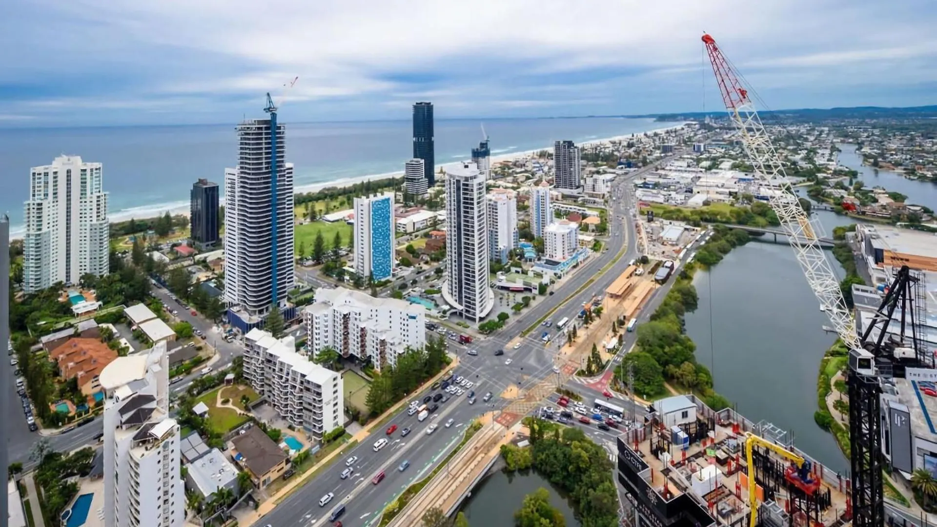 Daire Darling Views 41st Floor Oasis With Pool *