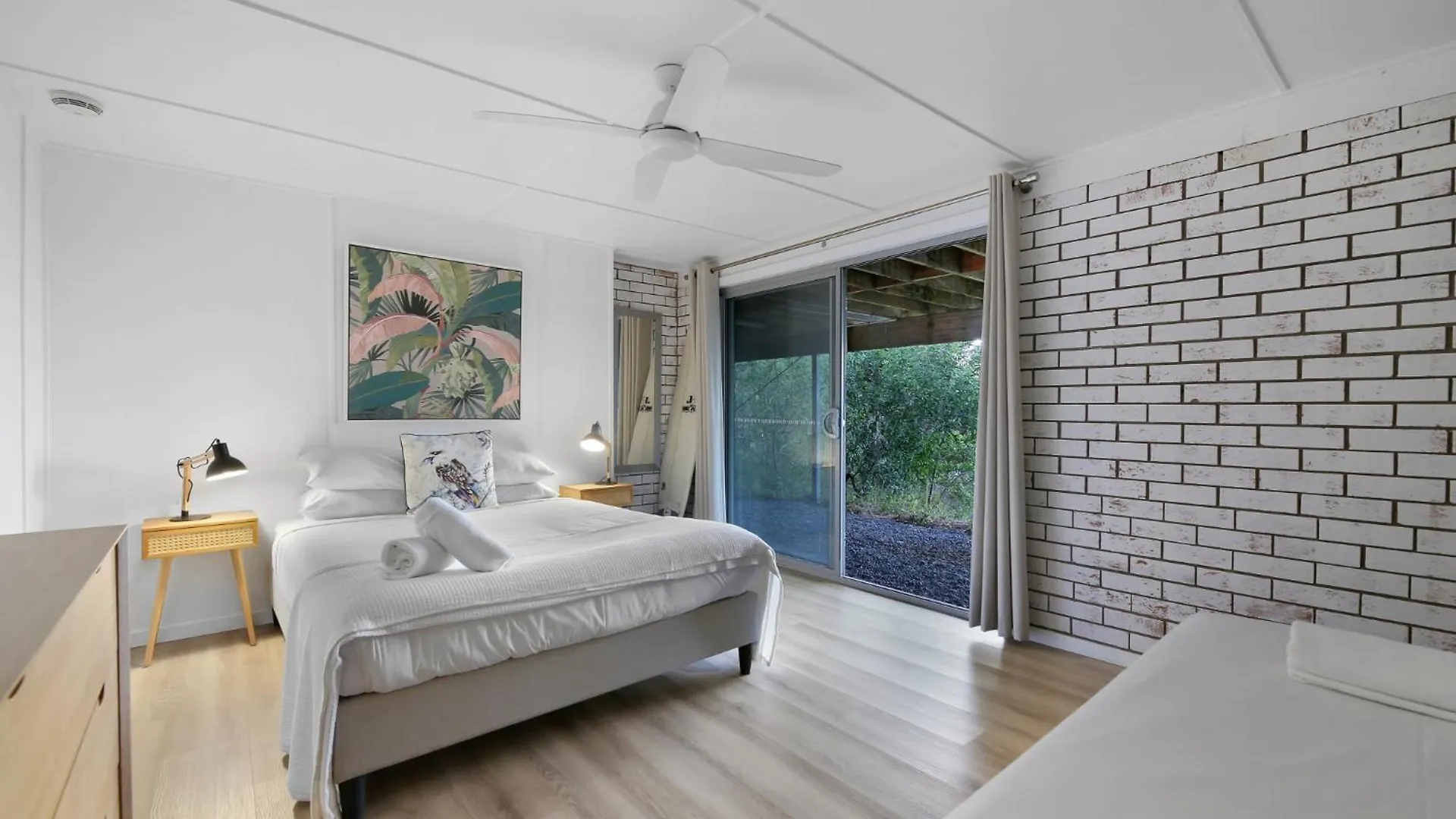 Stunning Beachfront 3-bed Haven By Natural Reserve * Guldkusten