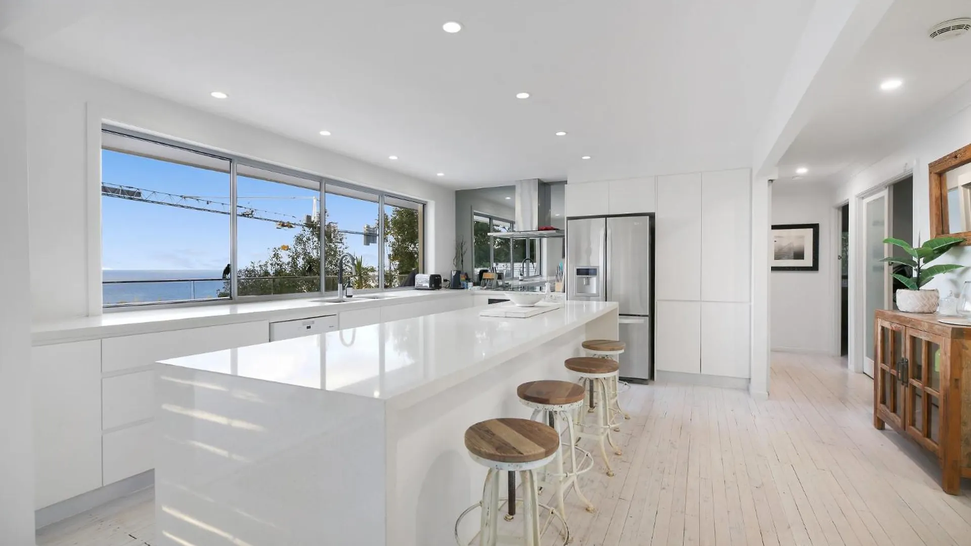 Stunning Beachfront 3-bed Haven By Natural Reserve *