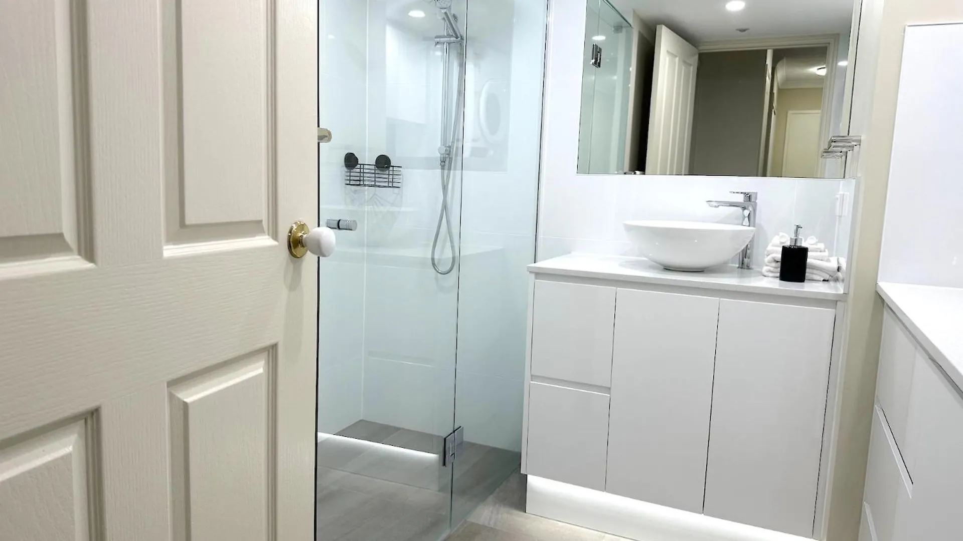 Little Cove Currumbin Aparthotel 4*