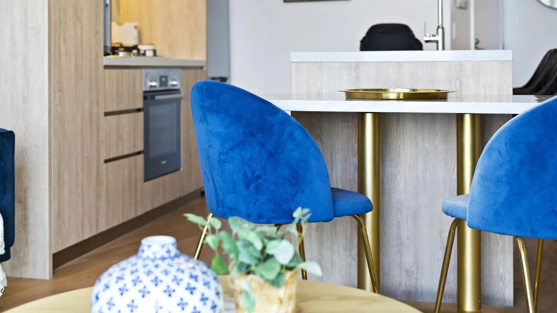 Apartment 2 Bedroom 1 Bathroom Private At Casino - Paid Parking Only Gold Coast