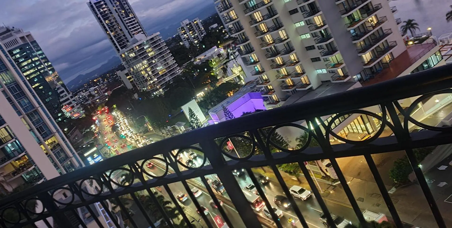 Bellagio@chevron, Luxe, 2 Bedroom In The Heart Of Surfers Paradise! Apartment