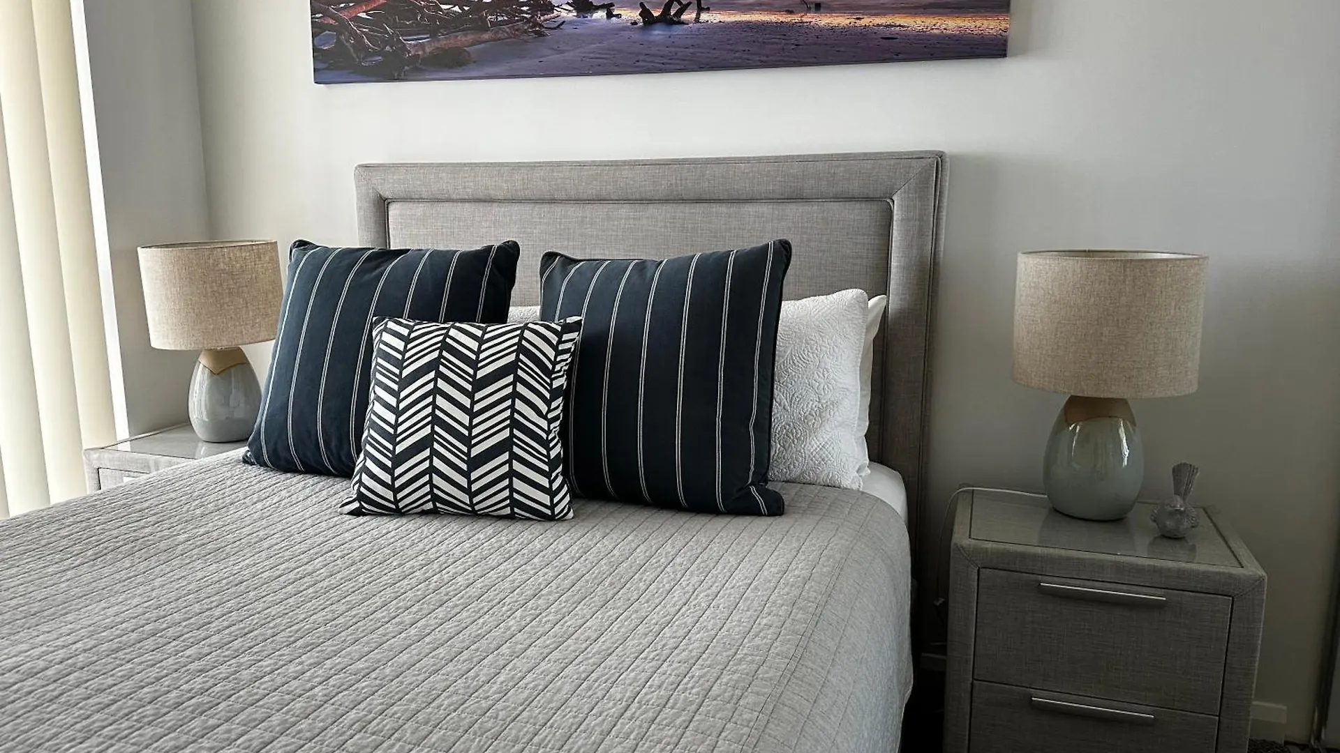 Broadwater Parklands Paradise-one & Two Bedroom *