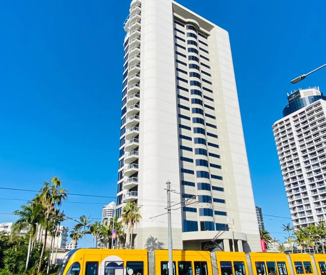 Ocean View Surfers Paradise 4*