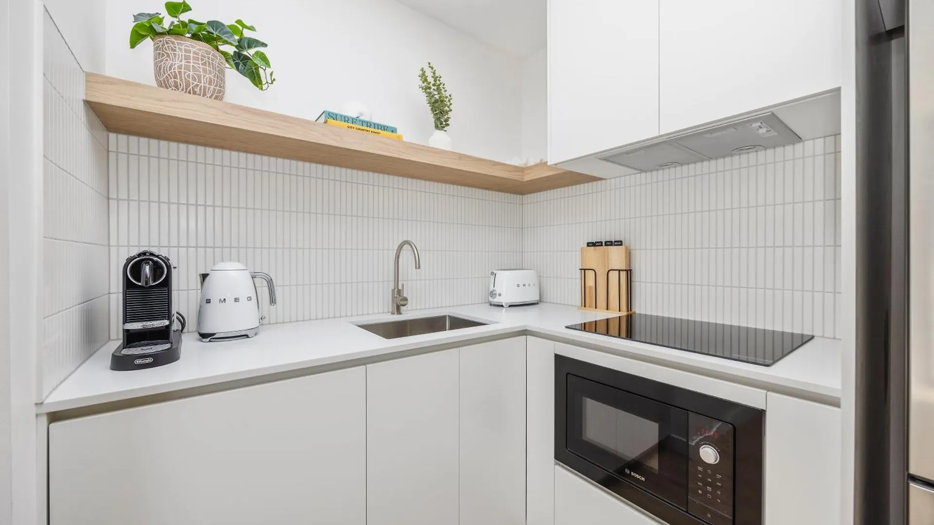 The Shores Surfers Paradise Apartment Gold Coast