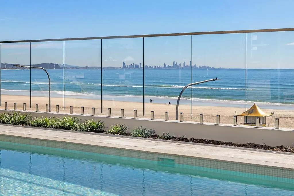 Luxurious 2br 2ba Oceanfront Kirra Apartmán *