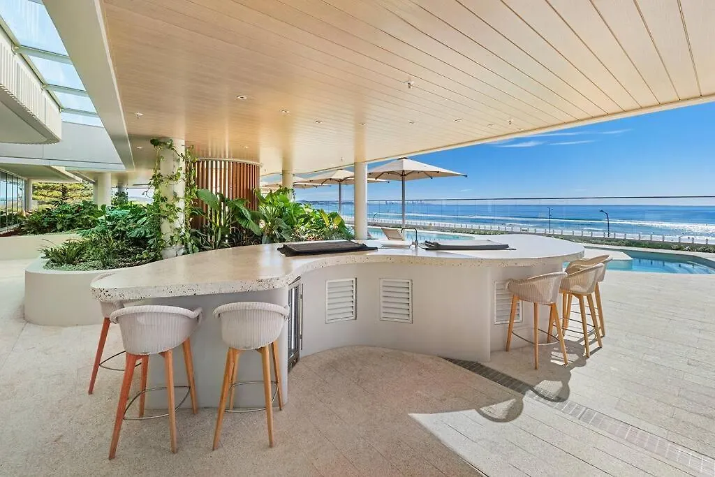 Luxurious 2br 2ba Oceanfront Kirra Apartmán *