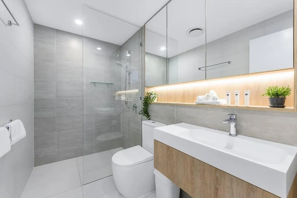 Coastal Chic 2 Bed In Broadbeach Apartment Gold Coast