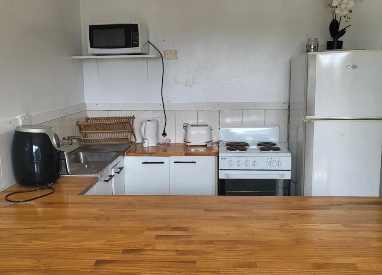 Budget Holiday Apartments Surfers Paradise Apartment