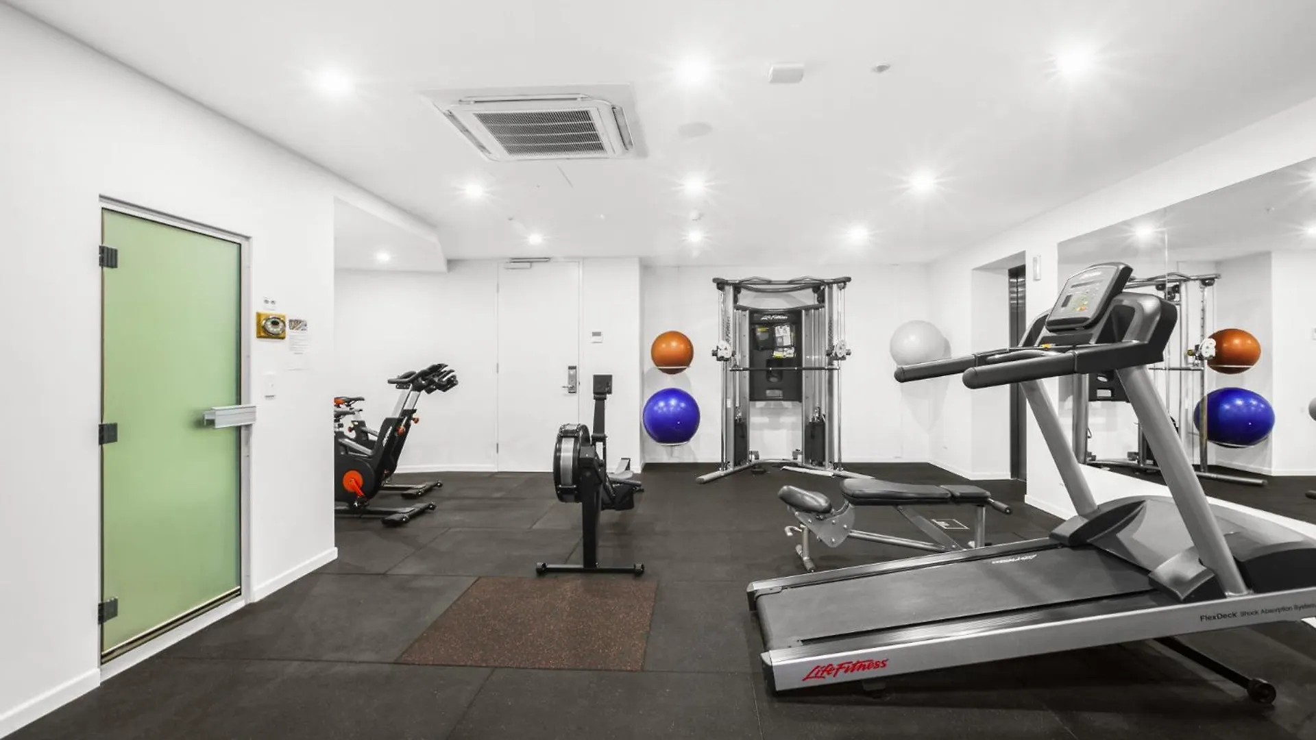 公寓 Surfers Paradise 1-bed With Stunning Views & Pool 黄金海岸