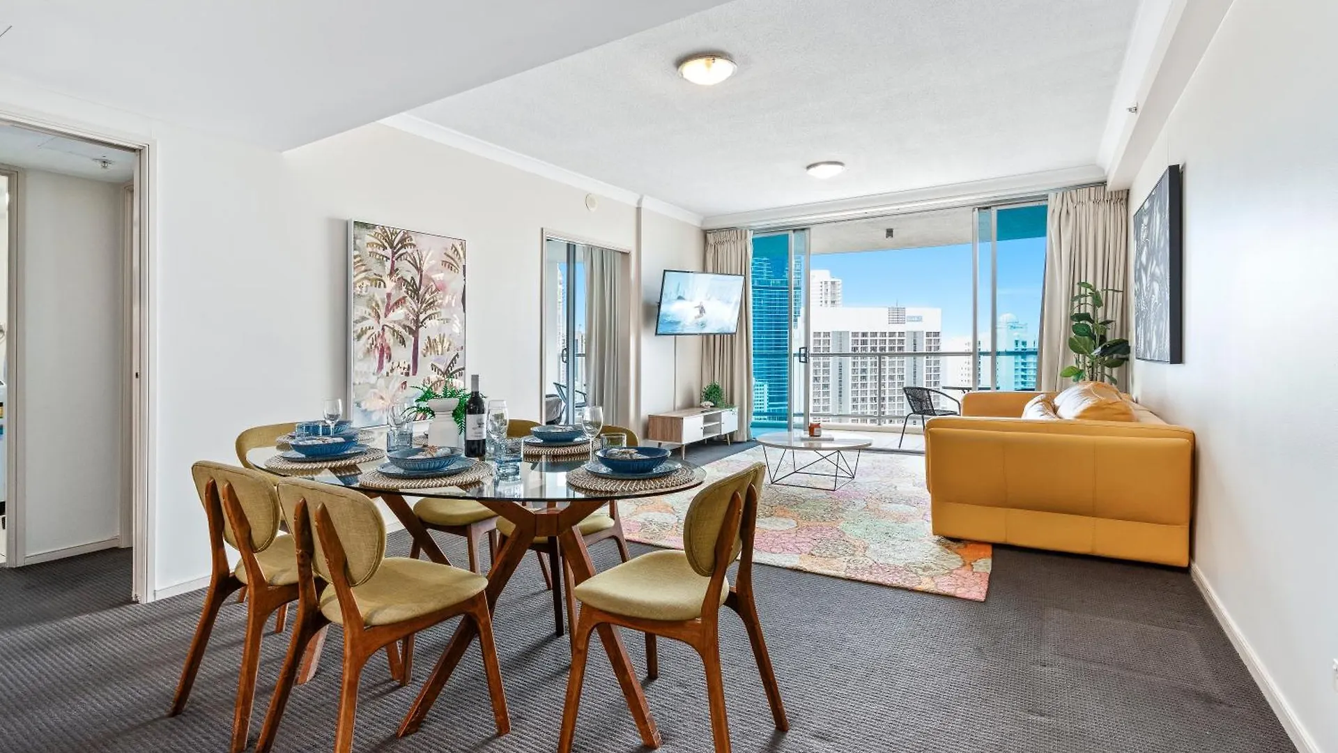 아파트 Chevron Renaissance Surfers Paradise Mid Week Madness Deal - Q *