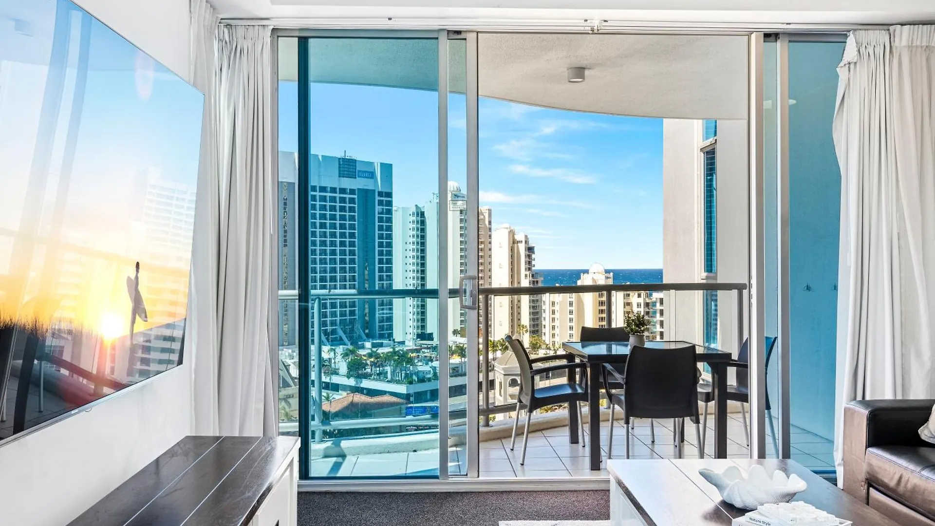 Apartamento Kids Free In Hinterland View 2 Bedroom 1 Bathroom At Chevron Renaissance- Q Gold Coast