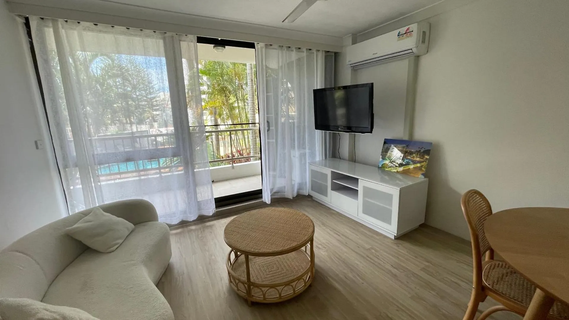 Serenity By The Sea Apartment *
