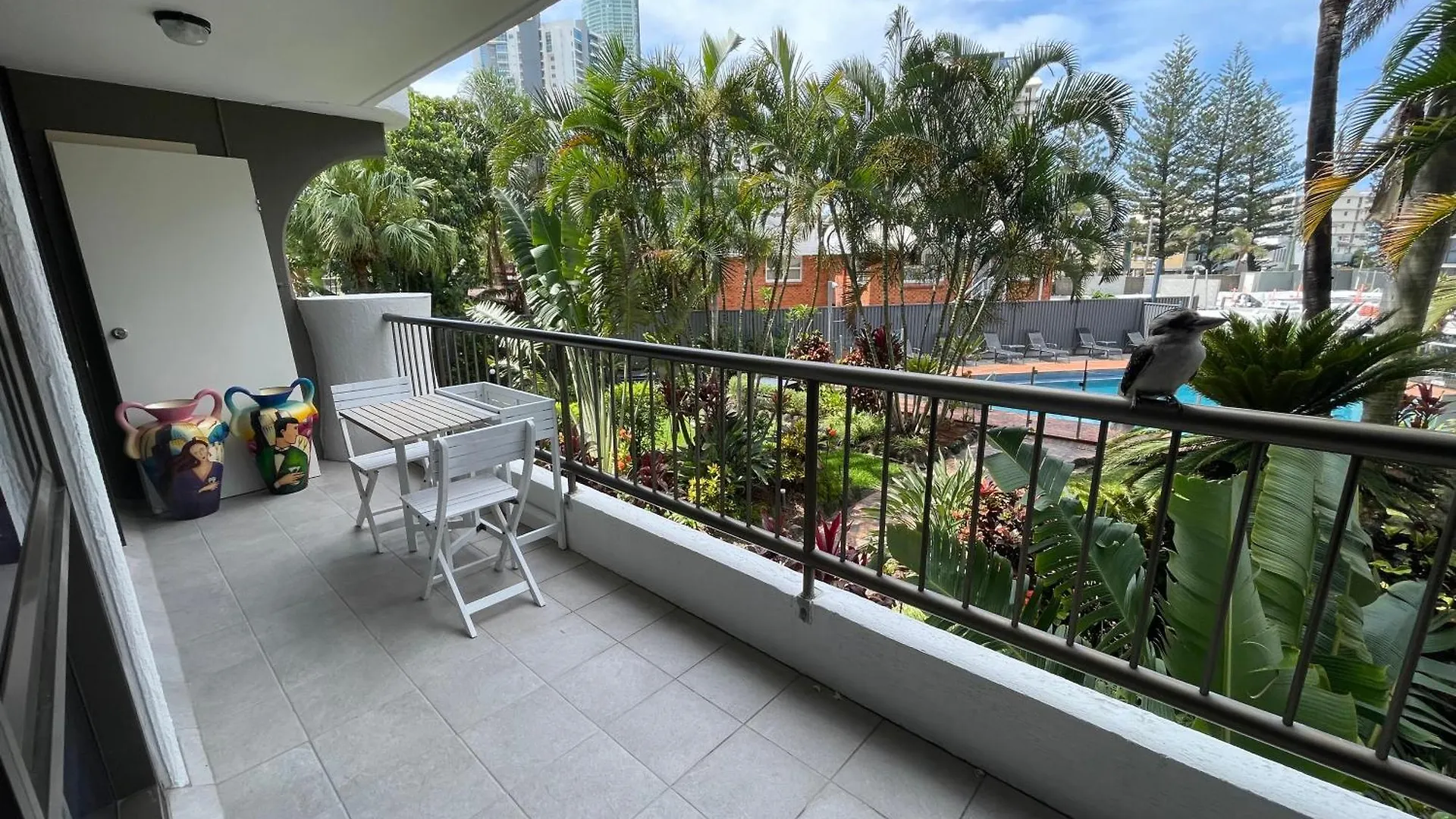 Apartment Serenity By The Sea