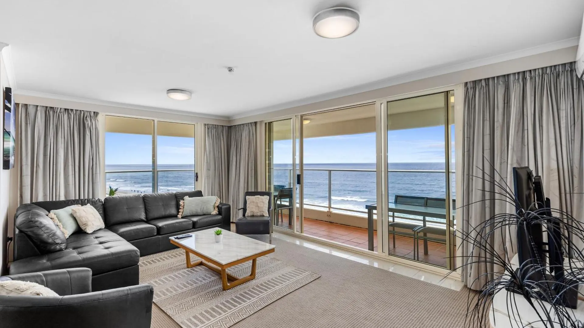 Aparthotel Viscount On The