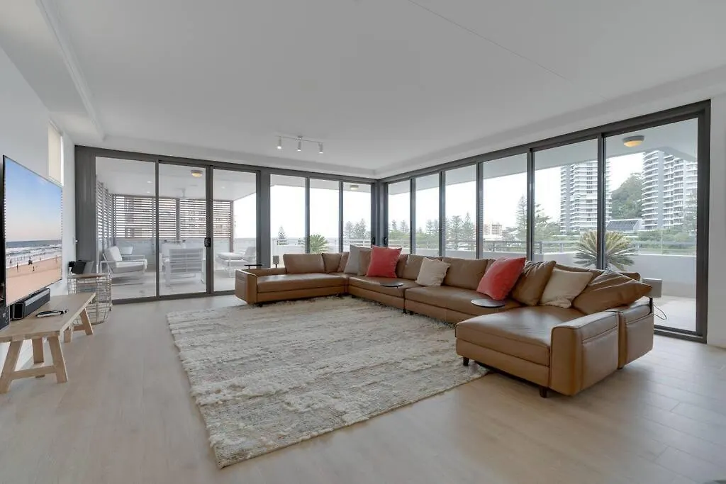 Private Rooftop Beachside 3-bed With Pool