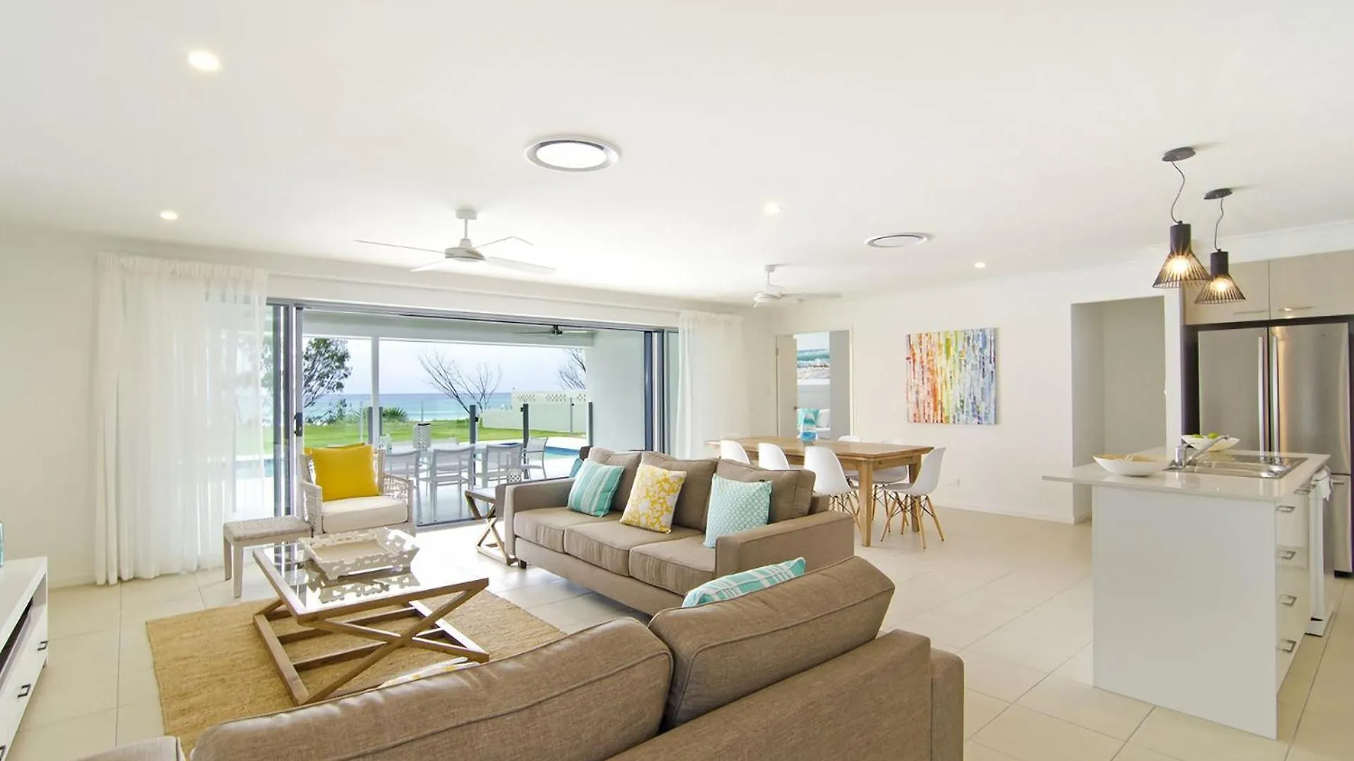 Semesterbostad Sentosa On Tugun - Beachfront 5 Bedroom Guldkusten