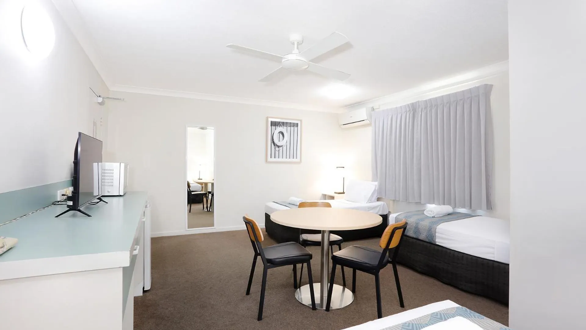 Southport & Aparthotel 3*
