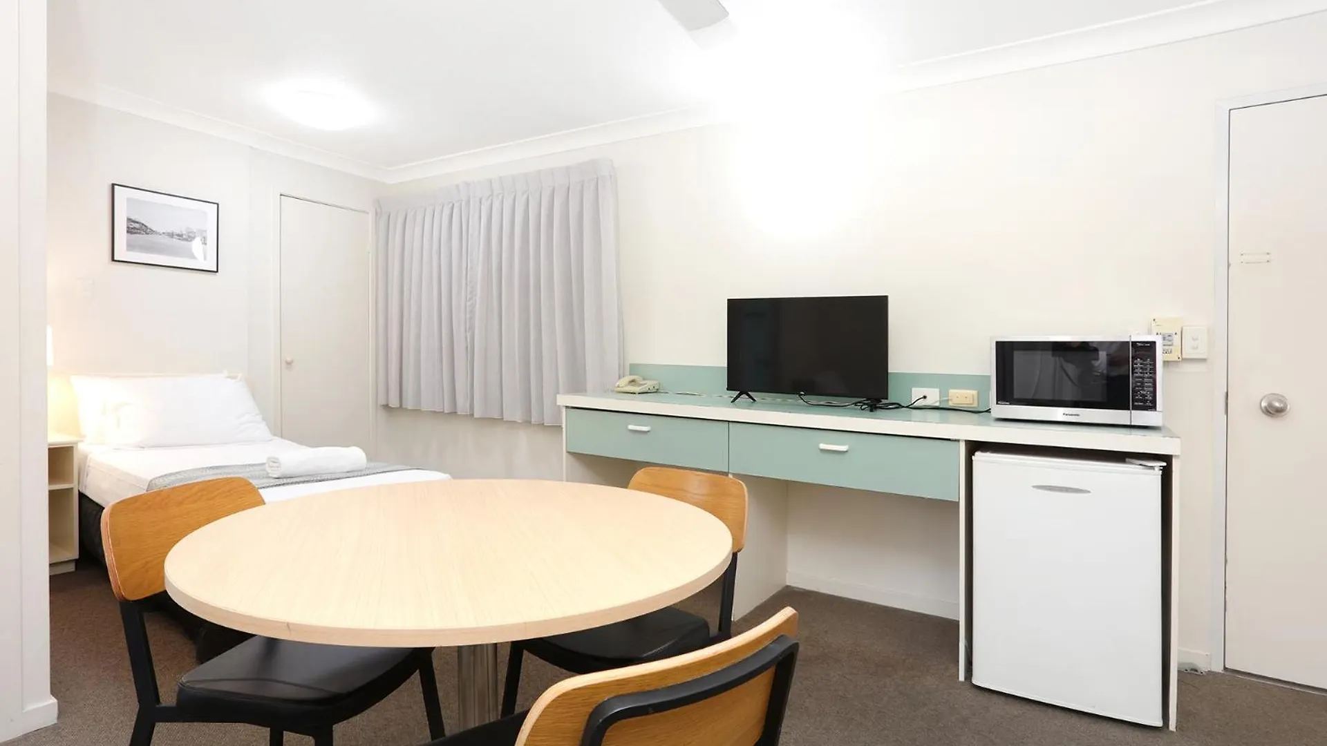 Aparthotel Southport & 3*