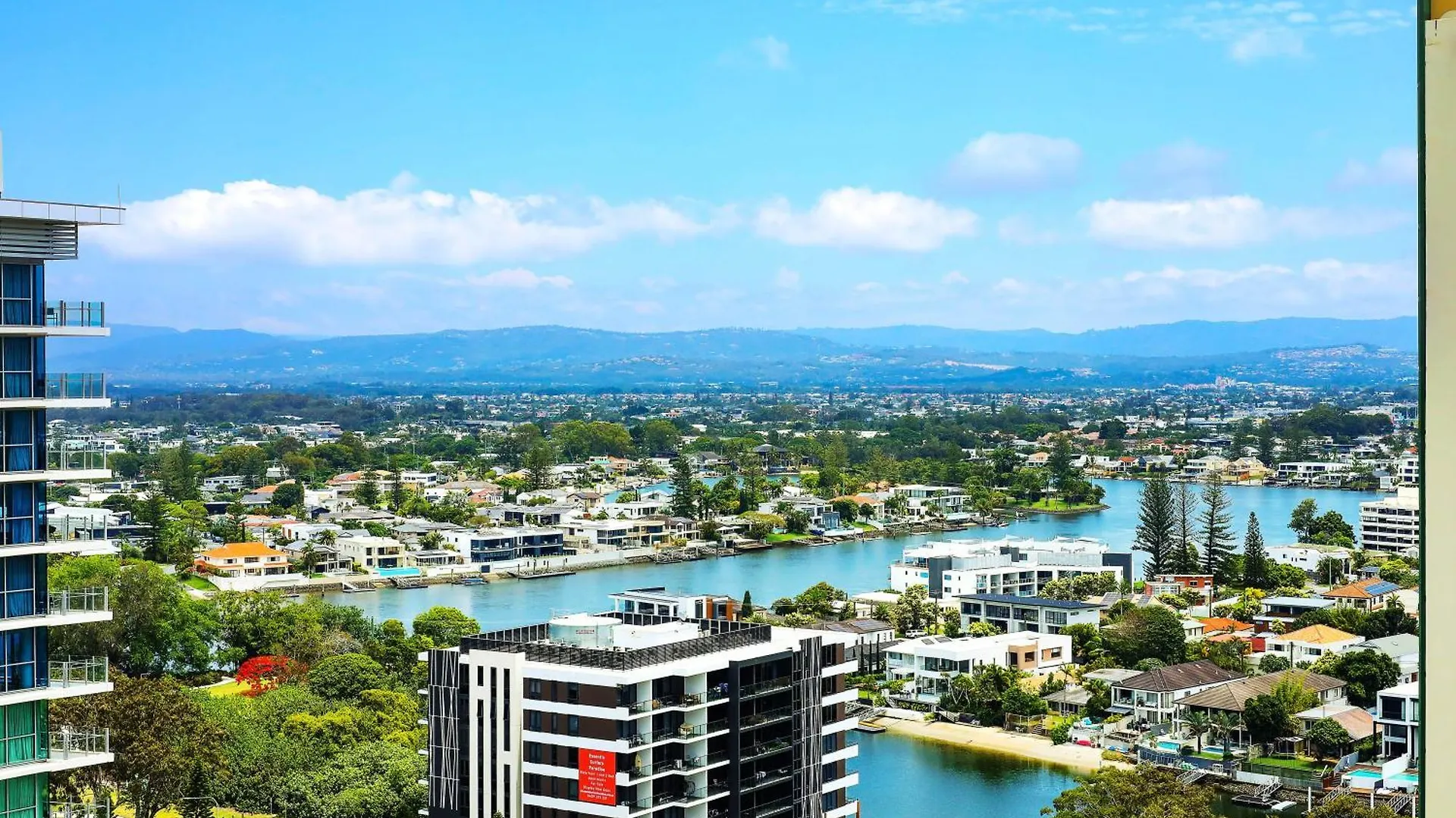 Qtower 2Br Apt Pool & Gym, 6 Guests, Beach Walk Gold Coast