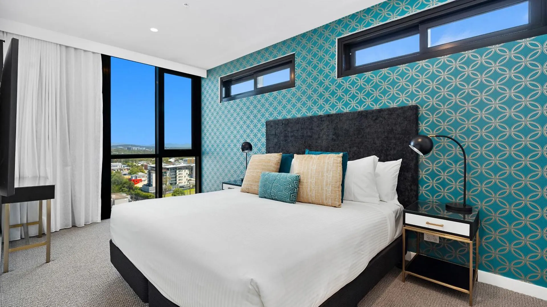 Hotel Tryp By Wyndham Southport 4*