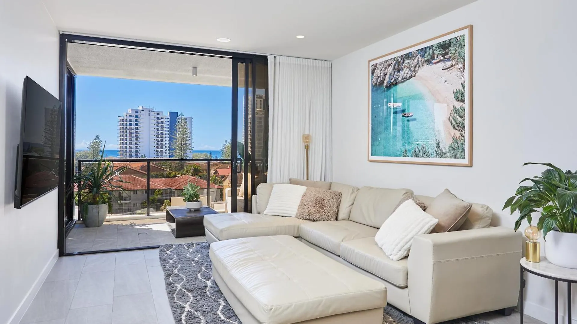Daire Oceanview Luxury Broadbeach 2 Bedroom *