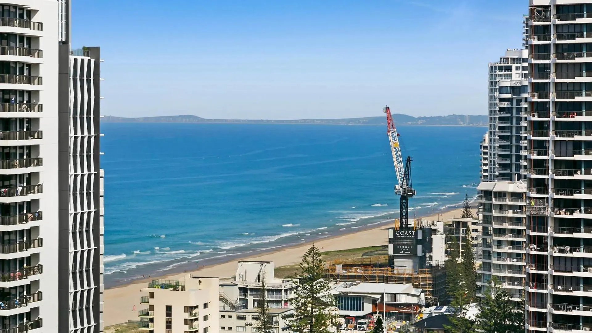 Apartment Tallest Tower Skyhomes | 9 Hamilton Avenue Gold Coast
