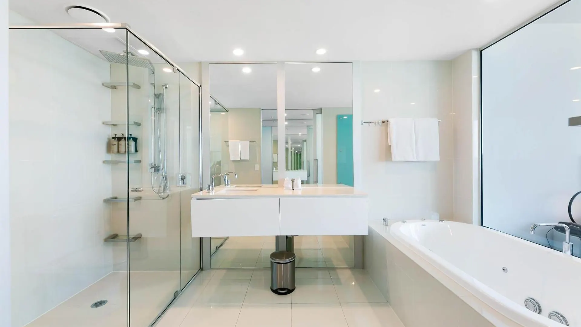 Tallest Tower Skyhomes | 9 Hamilton Avenue