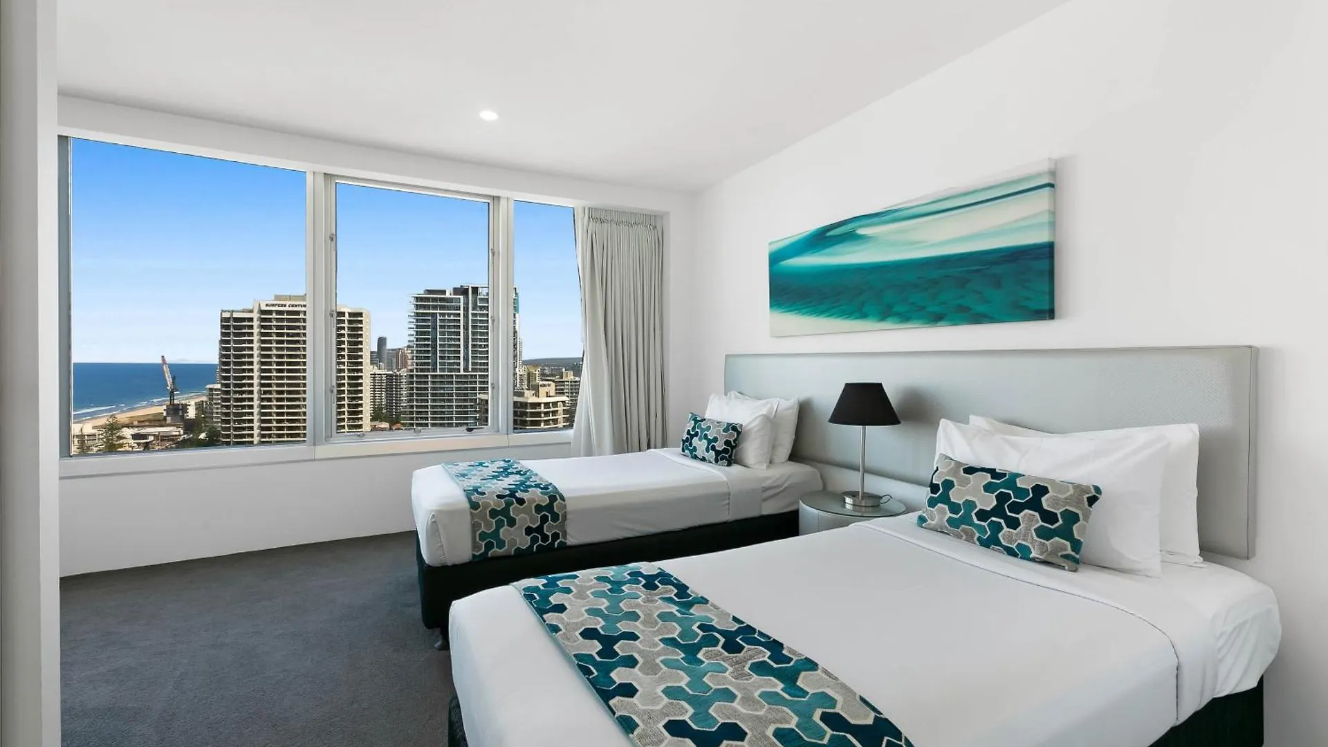 Apartment Tallest Tower Skyhomes | 9 Hamilton Avenue *