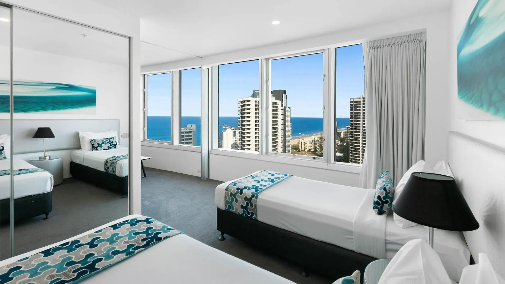 Tallest Tower Skyhomes | 9 Hamilton Avenue Apartment *