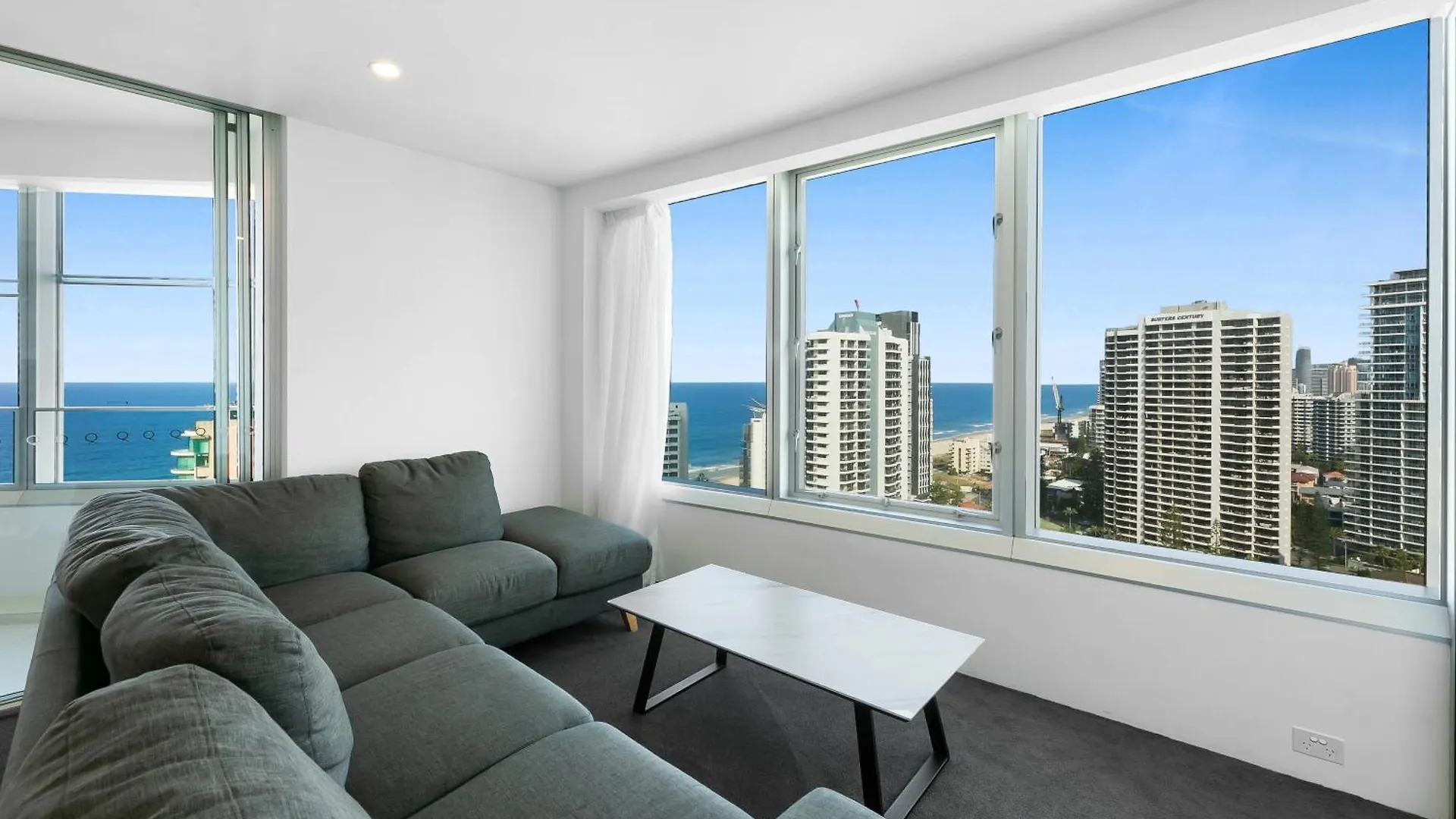 Tallest Tower Skyhomes | 9 Hamilton Avenue