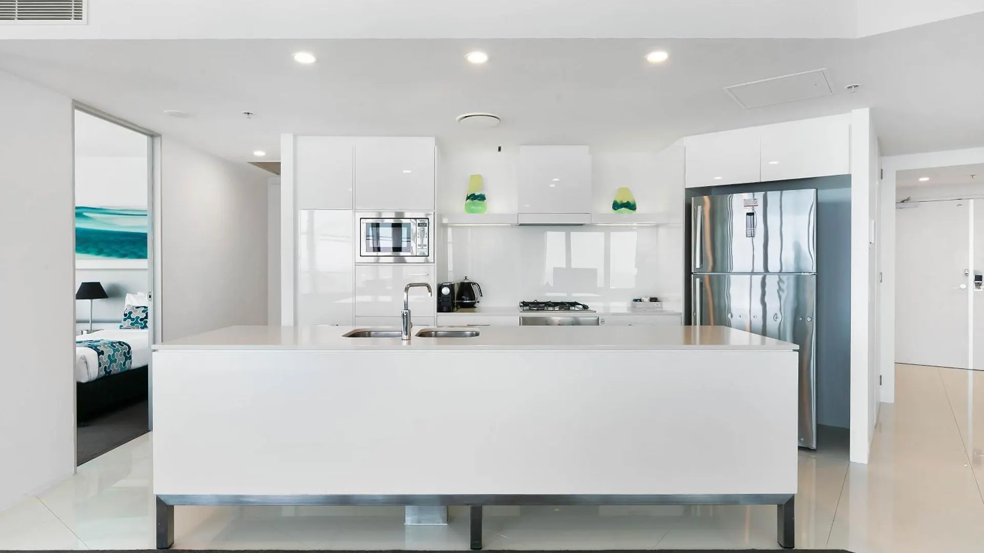 Apartment Tallest Tower Skyhomes | 9 Hamilton Avenue