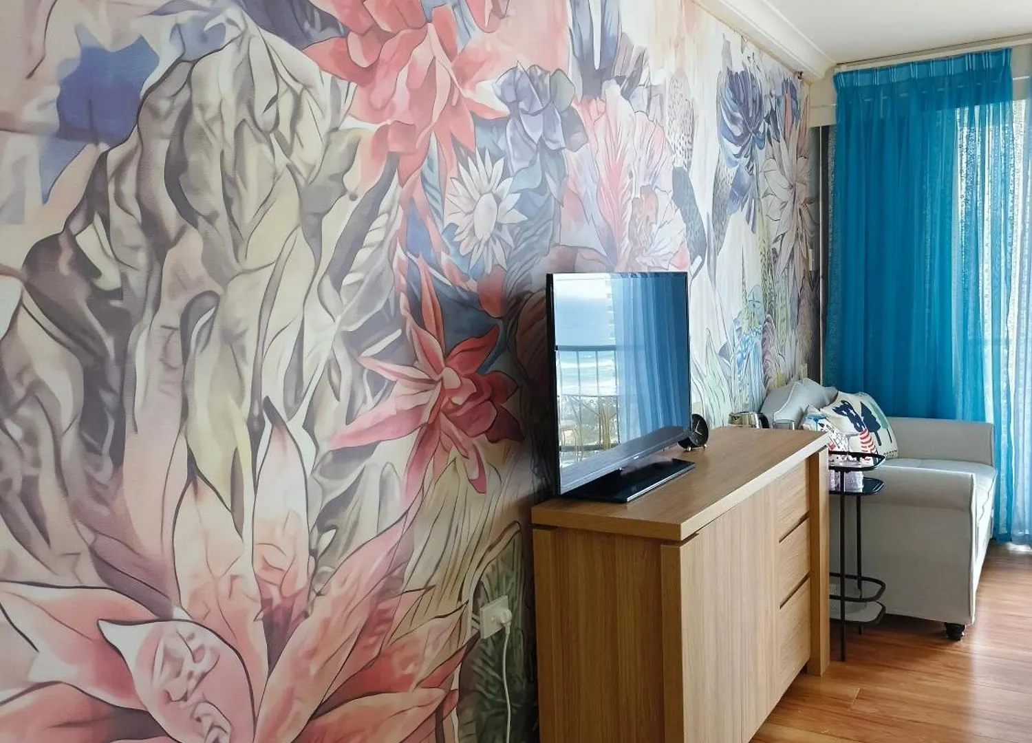 Luxury Escape! Amazing Ocean View Location Get To Everything Apartman