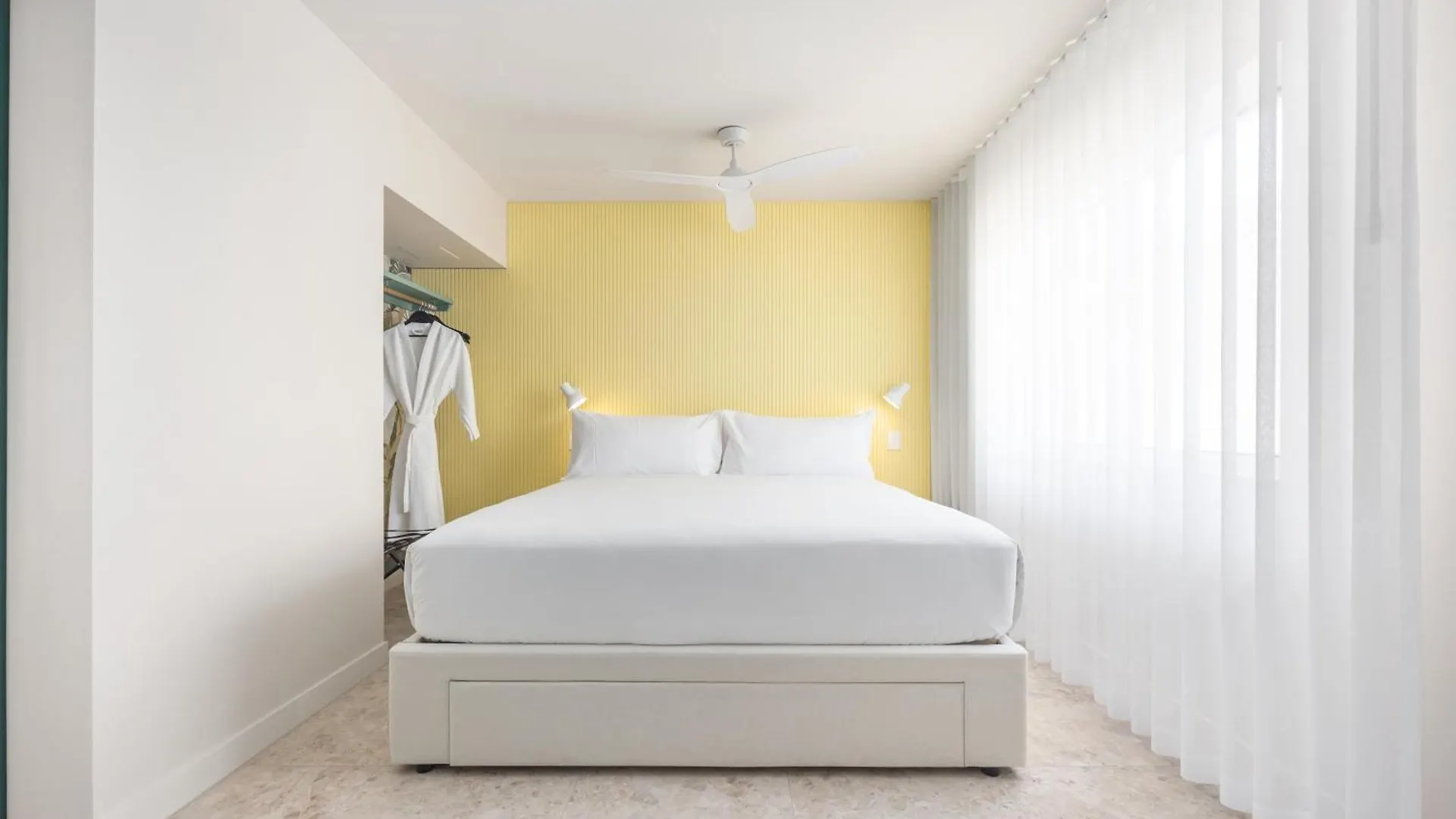 The Shores Miami 4* Gold Coast