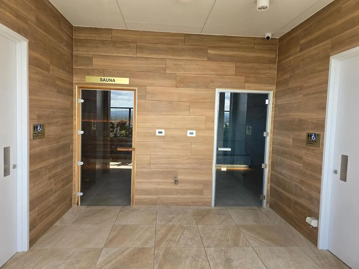 Southport Two Bedroom * Gold Coast