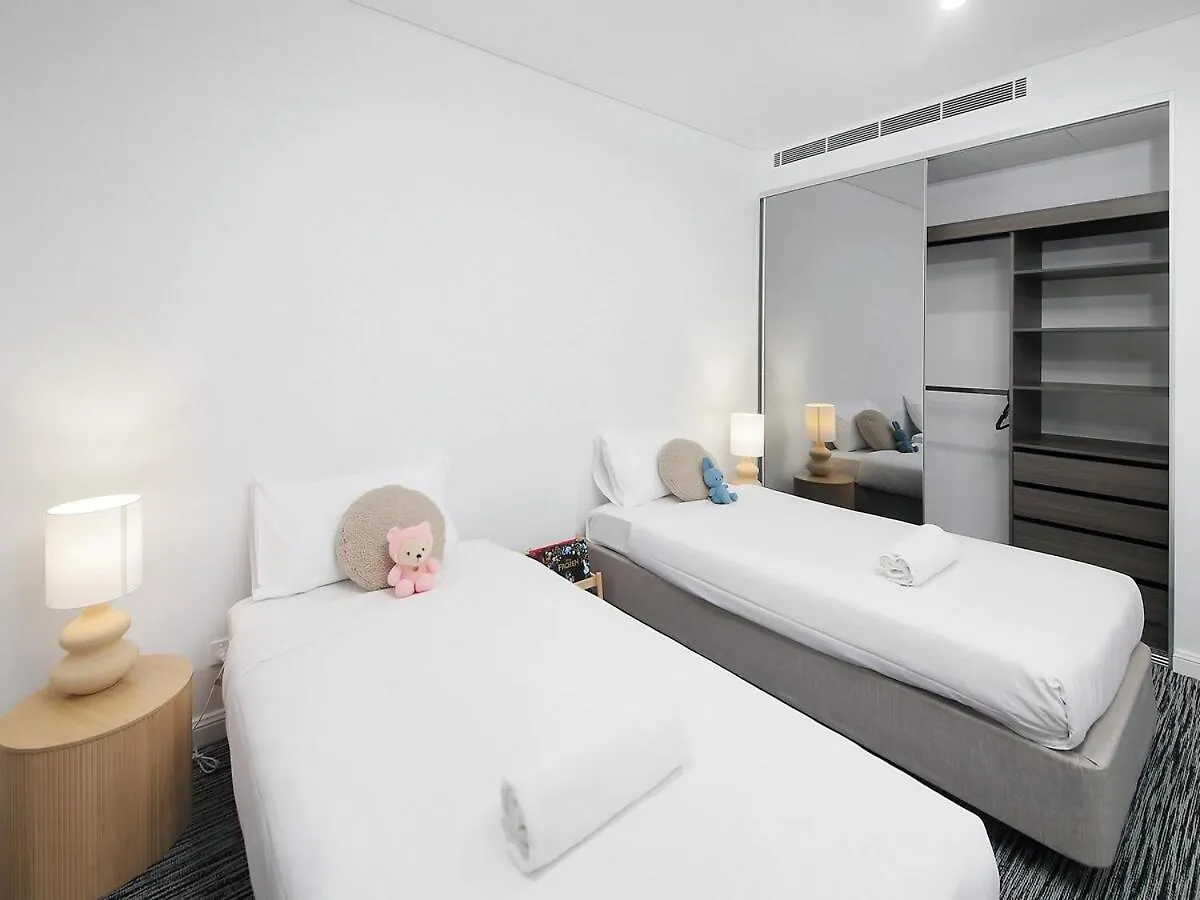 Beachfront Luxe Escape At Parking شقة *