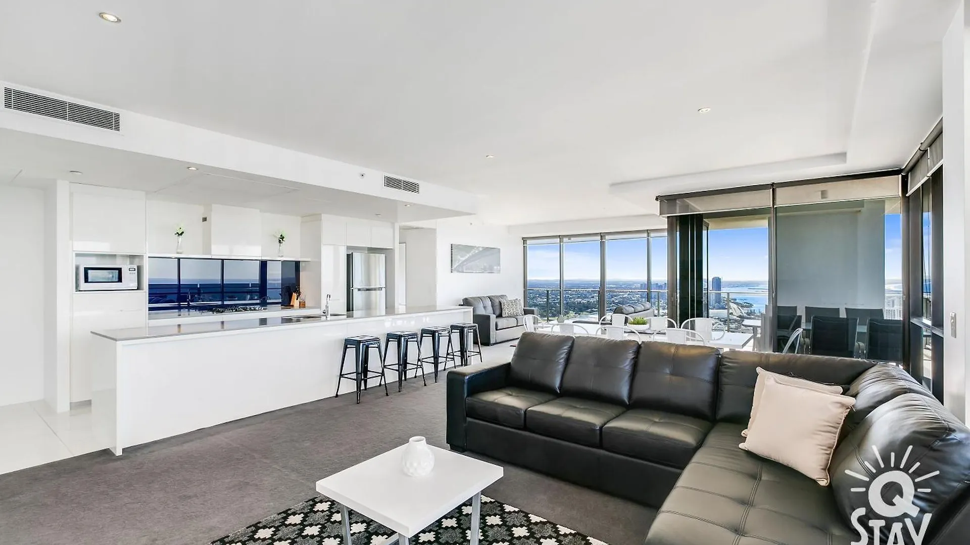 Circle On Cavill - Qstay Apartment Gold Coast