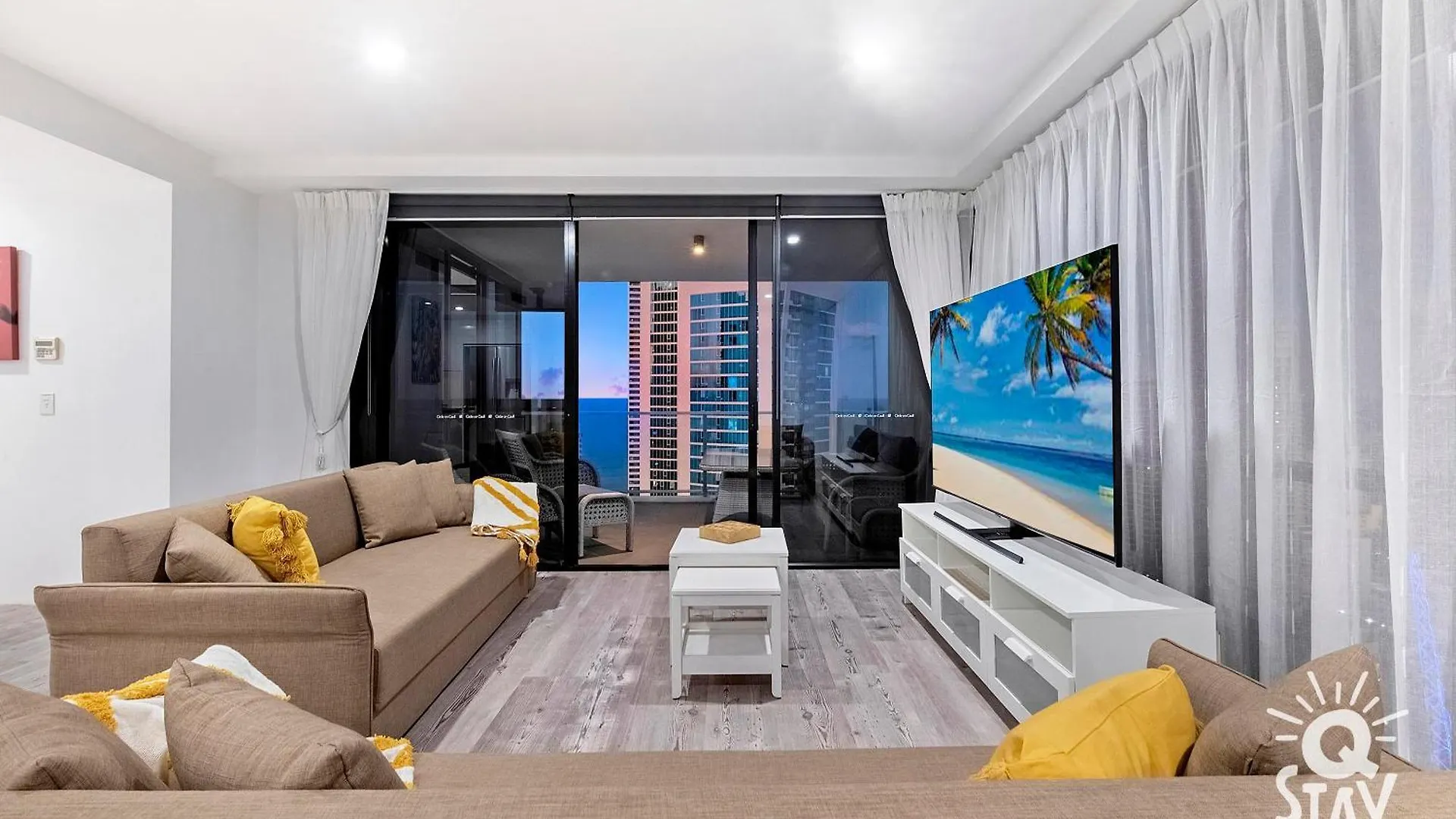 Circle On Cavill - Qstay Apartment Gold Coast