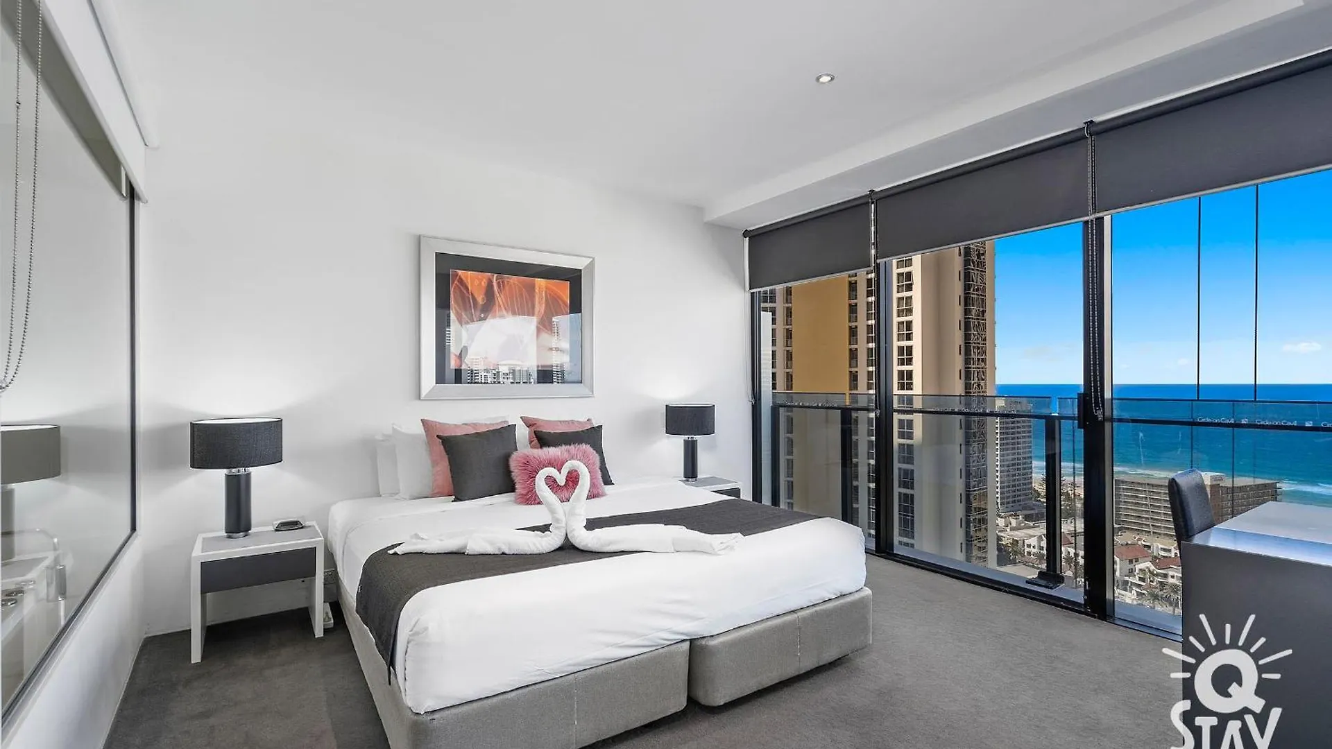 Circle On Cavill - Qstay * Gold Coast