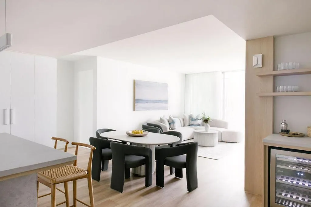 Kirra Point Apart-hotel *