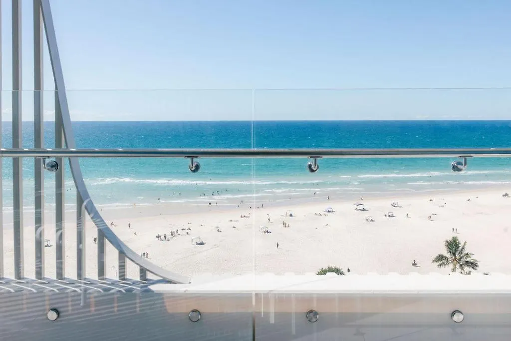 Kirra Point Apart-hotel